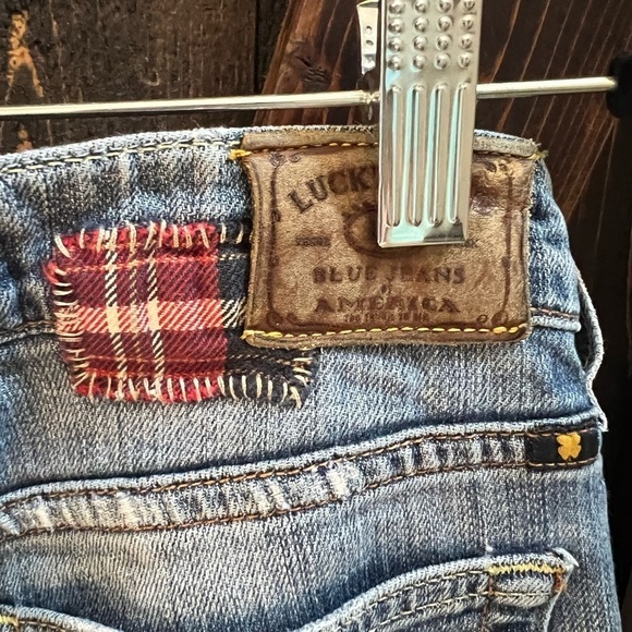 Lucky Brand Boho Embroidered Jeans - Picture 6 of 7